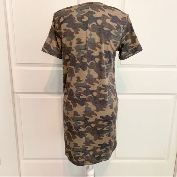 Short Sleeve V-Neck Camouflage Dress - Size S - Picture 7 of 9